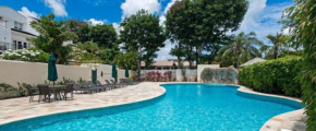 Luxury and modern 4-bedroom villa